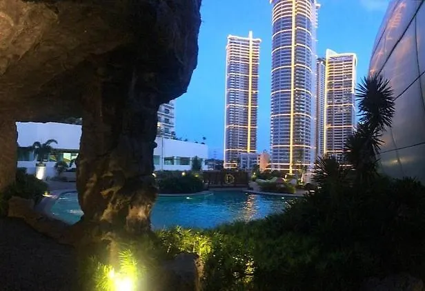 Novotel Rockwell View Residences 5* Manila
