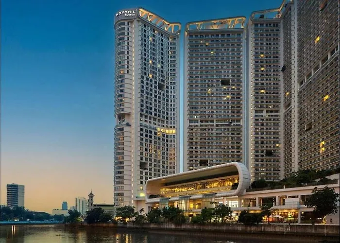 Novotel Rockwell View Residences 5* Manila