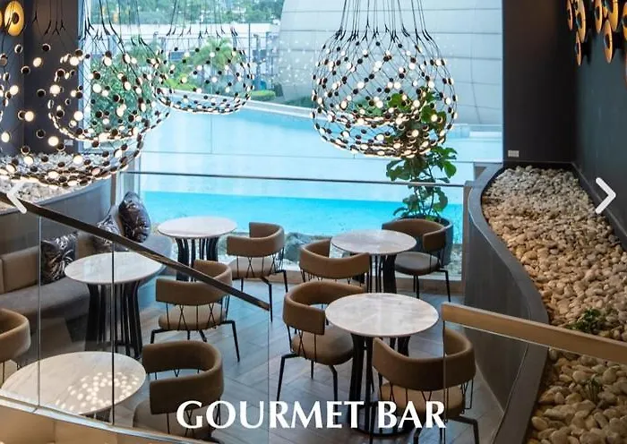 Novotel Rockwell View Residences 5*
