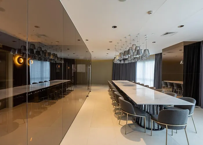 Hotel Novotel Rockwell View Residences
