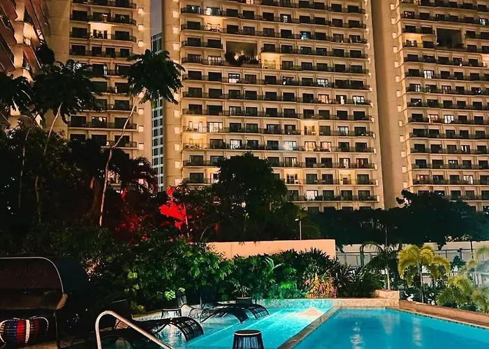 Hotel Novotel Rockwell View Residences
